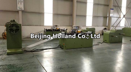 Diagonal slitting machine for making three-dimensional wound iron core