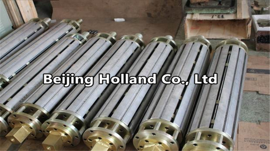 Winding mandrels for winding machine