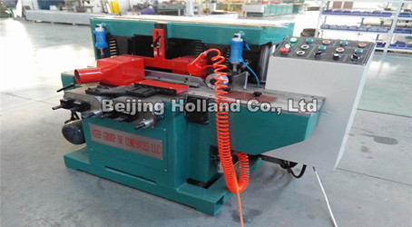 Paperboard batten chamfering machine